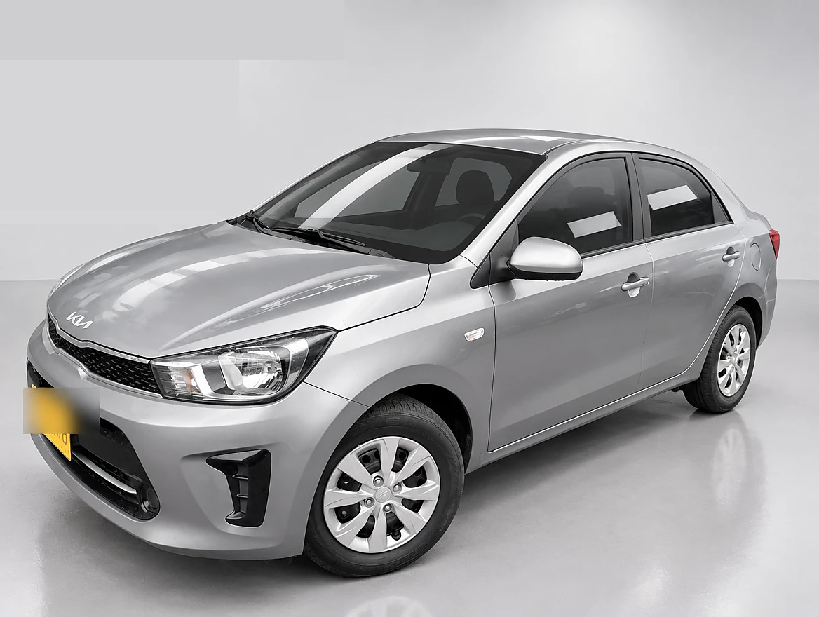 Kia Soluto gris disponible para alquiler en Cali